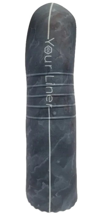 Liner with silicone sealing rings below the knee